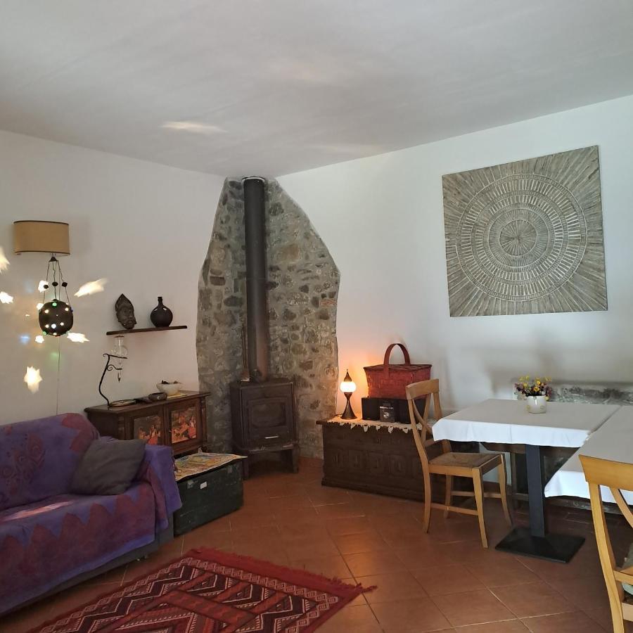 B&B La Casina Rosa La Spezia Valeriano Lunense Exteriör bild