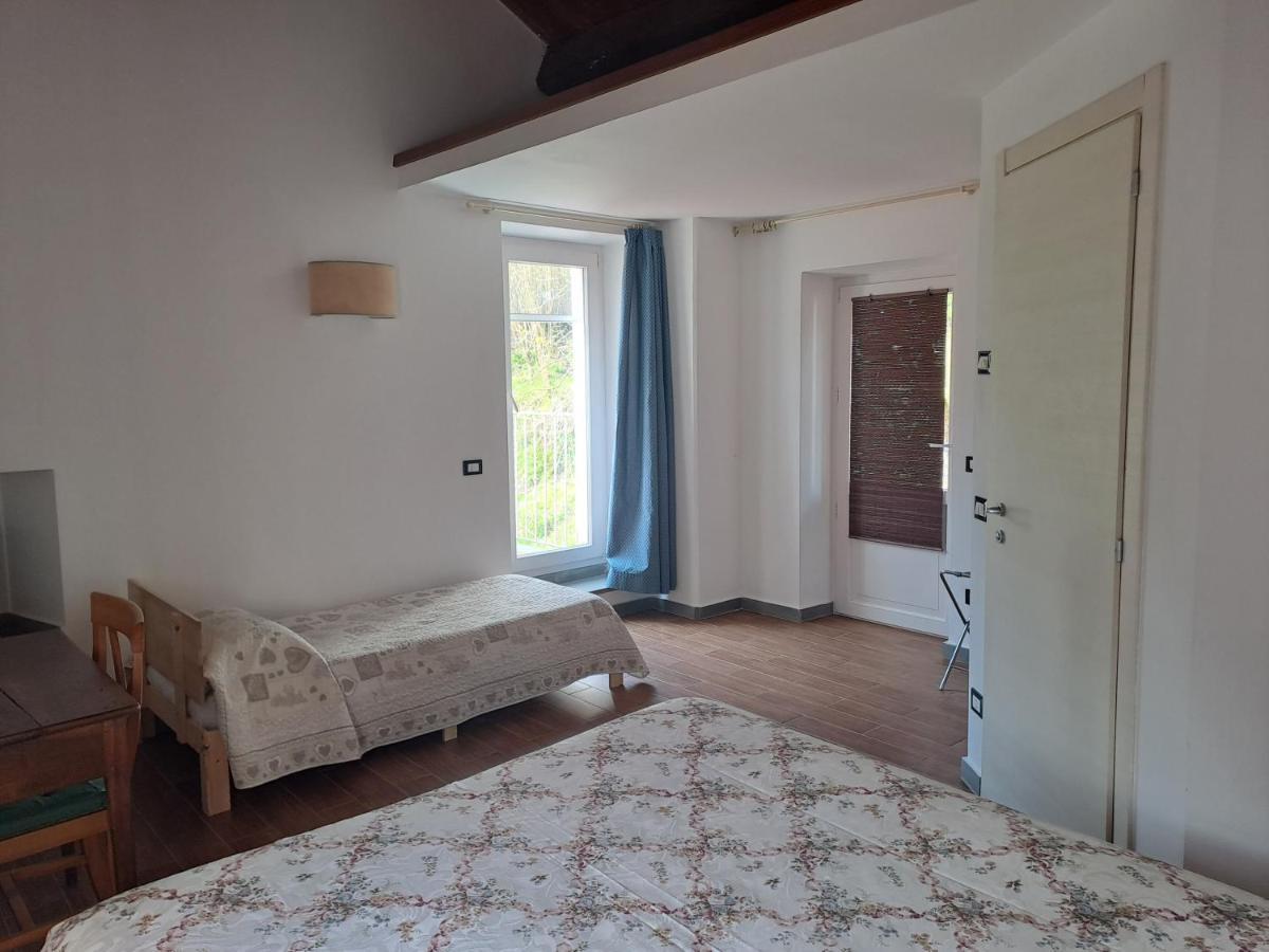 B&B La Casina Rosa La Spezia Valeriano Lunense Exteriör bild